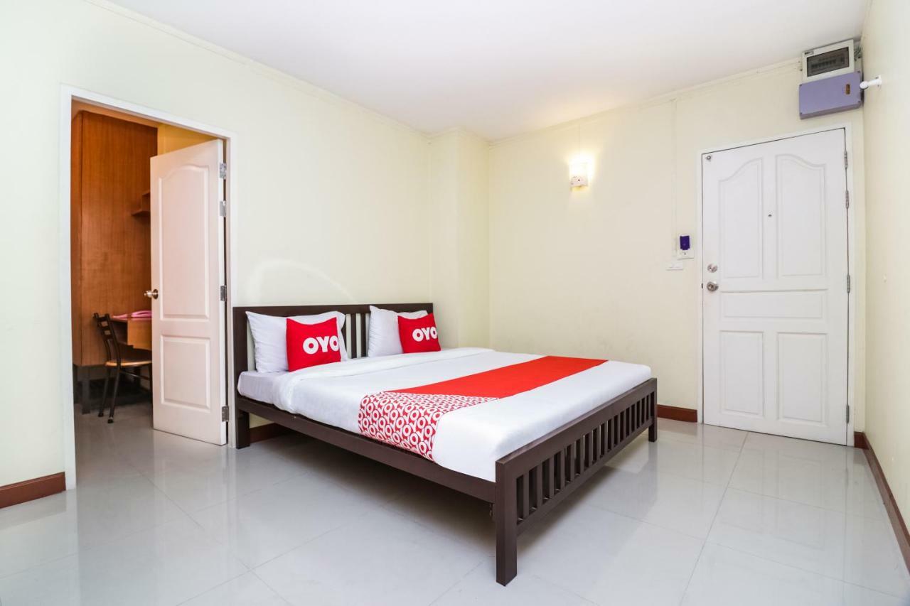 Oyo 237 Thitikorn Grandview Hotel Ban Pak Khlong Si Bagian luar foto