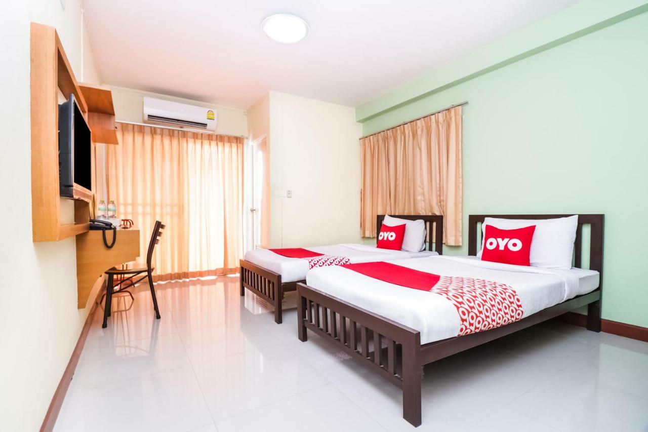 Oyo 237 Thitikorn Grandview Hotel Ban Pak Khlong Si Bagian luar foto