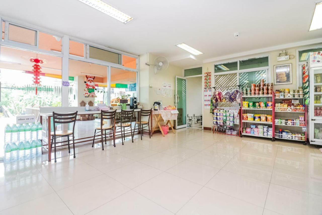 Oyo 237 Thitikorn Grandview Hotel Ban Pak Khlong Si Bagian luar foto