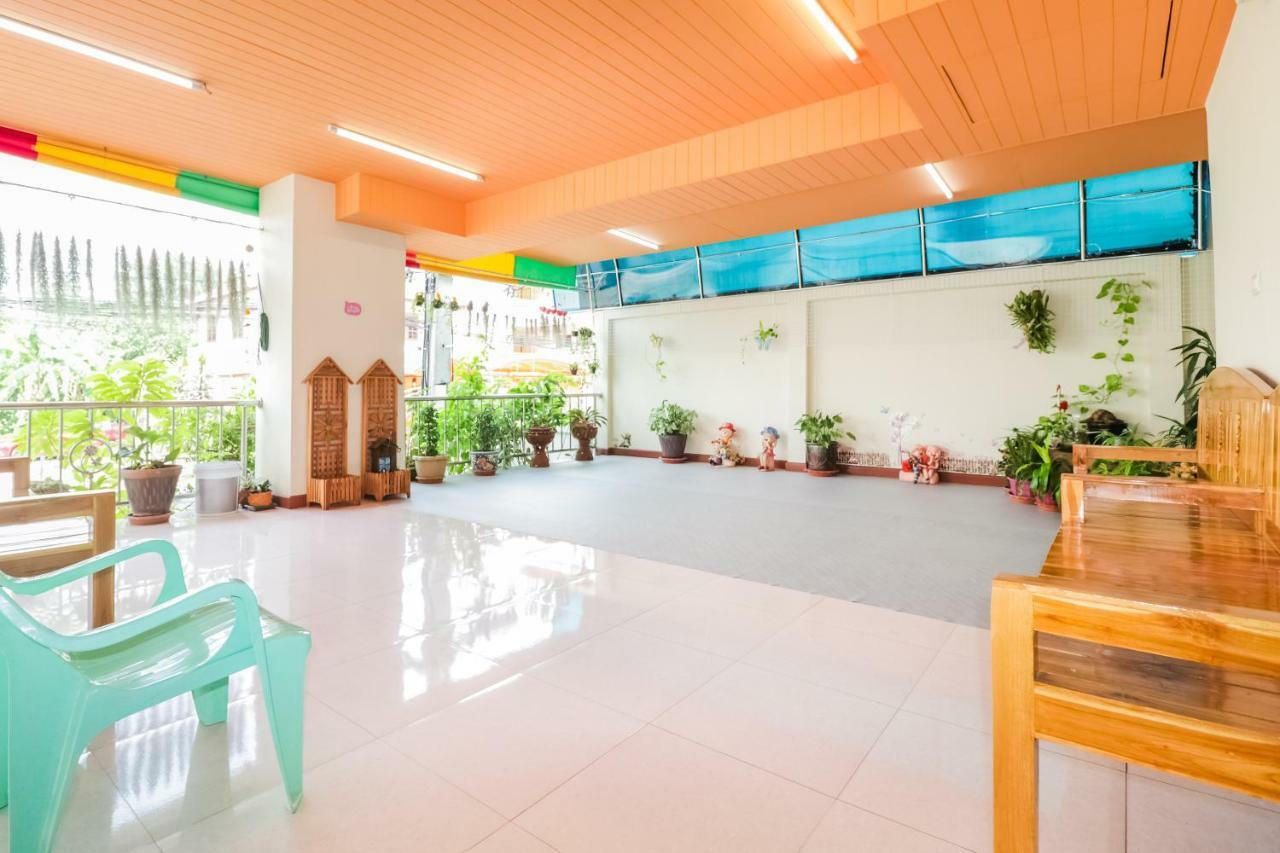 Oyo 237 Thitikorn Grandview Hotel Ban Pak Khlong Si Bagian luar foto
